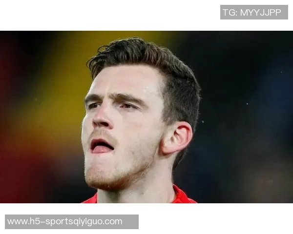 每日邮报评选今夏自由球员最强阵容莱万与B席领衔出战